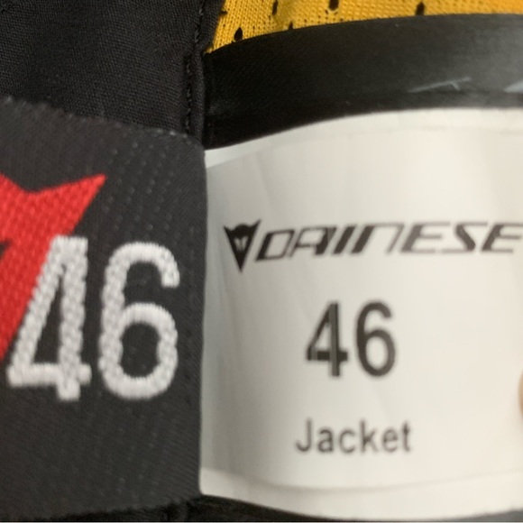 Ducati Scrambler "Quattrotasche" Leather Jacket by Roland Sands - Picture 13 of 16